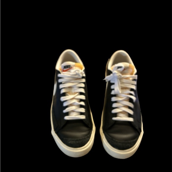 2022 Blazer Low '77 Vintage 'Black White' - Picture 2 of 7